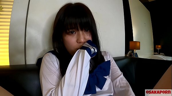 人生初潮吹き!大洪水のツルピタ 瞳の大きな可愛いぴちぴち18歳が 服で20回以上のイキ祭り。ちびっこ体型貧乳ちっぱいさんスカートに正常位で中出し。個人撮影 ハメ撮り オリジナル セーラー服 アヘ顔 アクメ 会話 手マン デンマ フェラ ver まお 7 OSAKAPORN