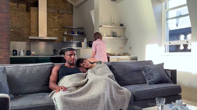 Onlyfans Quinnfinite Onlymikewilliams Aka Quinn Finite Sneaky Fucking Quinn Her First Bbc Creampie
